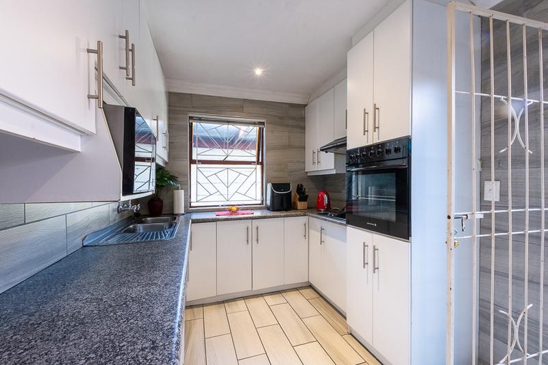 To Let 3 Bedroom Property for Rent in Northpine Western Cape